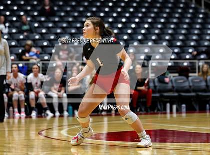 Thumbnail 3 in Randall vs. Hargrave (UIL 4A Semifinal) photogallery.