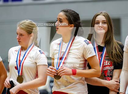 Thumbnail 2 in Randall vs. Hargrave (UIL 4A Semifinal) photogallery.