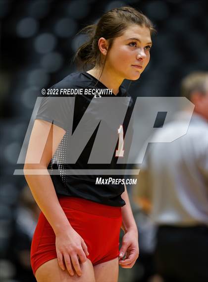 Thumbnail 2 in Randall vs. Hargrave (UIL 4A Semifinal) photogallery.