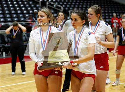 Thumbnail 1 in Randall vs. Hargrave (UIL 4A Semifinal) photogallery.