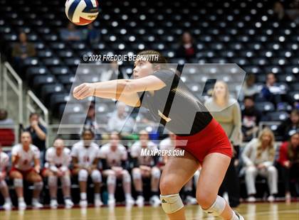 Thumbnail 3 in Randall vs. Hargrave (UIL 4A Semifinal) photogallery.