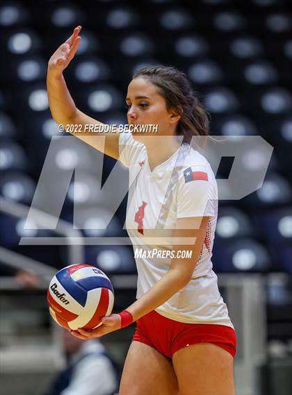 Thumbnail 3 in Randall vs. Hargrave (UIL 4A Semifinal) photogallery.