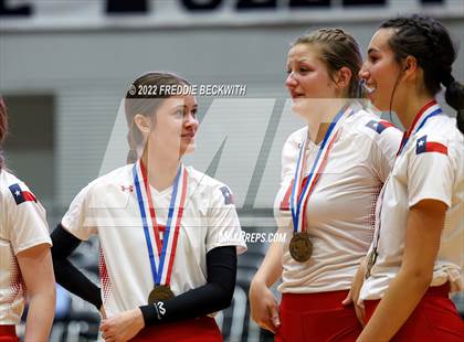 Thumbnail 2 in Randall vs. Hargrave (UIL 4A Semifinal) photogallery.