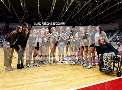 Thumbnail 1 in Randall vs. Hargrave (UIL 4A Semifinal) photogallery.