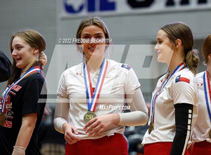 Thumbnail 2 in Randall vs. Hargrave (UIL 4A Semifinal) photogallery.