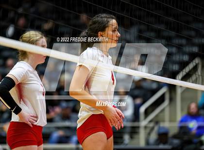 Thumbnail 3 in Randall vs. Hargrave (UIL 4A Semifinal) photogallery.