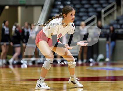 Thumbnail 1 in Randall vs. Hargrave (UIL 4A Semifinal) photogallery.