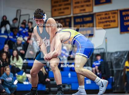 Thumbnail 2 in Smithtown West @ Comsewogue photogallery.