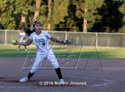 Thumbnail 1 in Buena vs. Granada Hills photogallery.