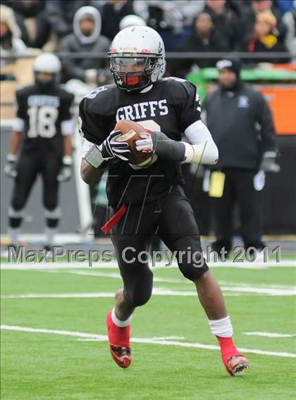 Thumbnail 2 in Buchtel vs. Bishop Watterson (OHSAA D3 Final) photogallery.