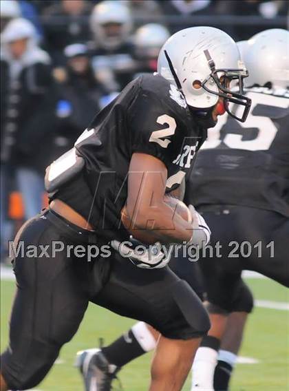 Thumbnail 2 in Buchtel vs. Bishop Watterson (OHSAA D3 Final) photogallery.