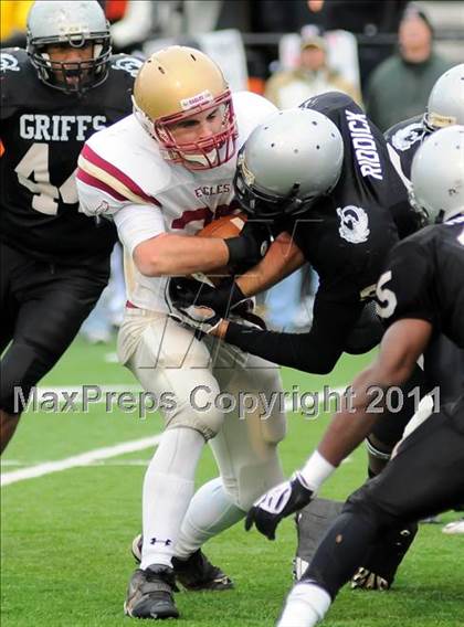 Thumbnail 3 in Buchtel vs. Bishop Watterson (OHSAA D3 Final) photogallery.