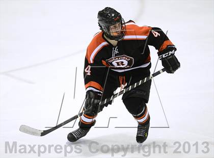 Thumbnail 2 in Ridgefield vs. Fairfield Prep (CIAC Division I Semifinal) photogallery.