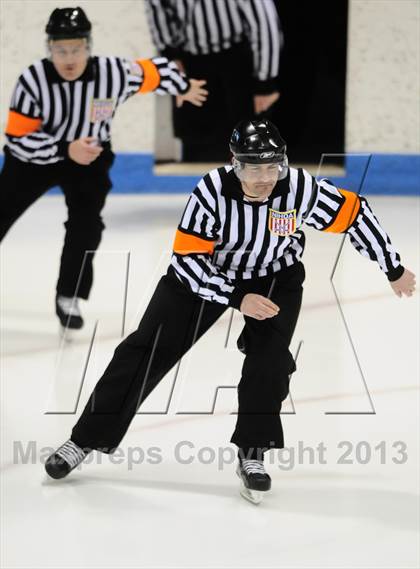 Thumbnail 2 in Ridgefield vs. Fairfield Prep (CIAC Division I Semifinal) photogallery.