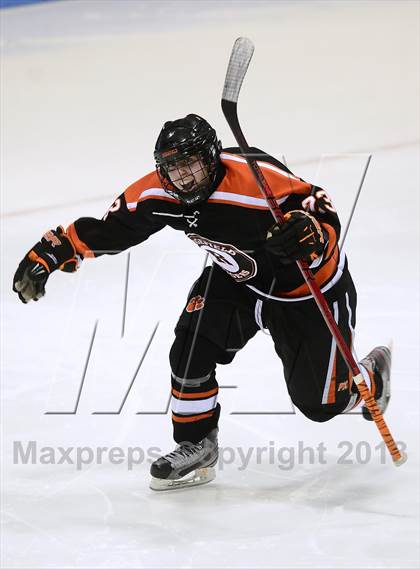 Thumbnail 2 in Ridgefield vs. Fairfield Prep (CIAC Division I Semifinal) photogallery.