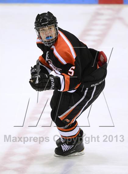 Thumbnail 2 in Ridgefield vs. Fairfield Prep (CIAC Division I Semifinal) photogallery.
