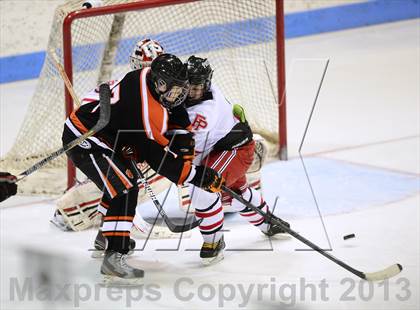 Thumbnail 2 in Ridgefield vs. Fairfield Prep (CIAC Division I Semifinal) photogallery.