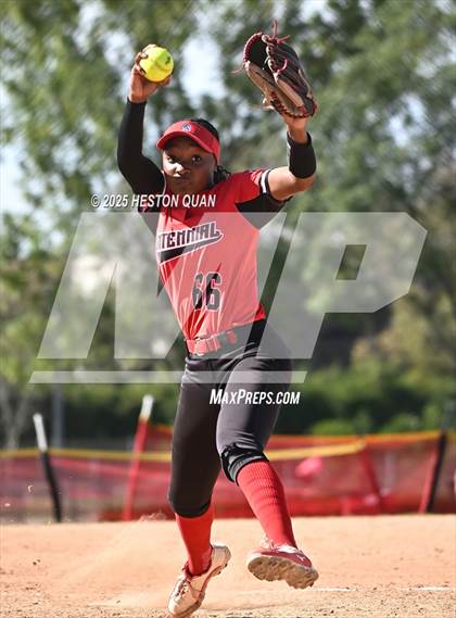 Thumbnail 2 in Centennial vs. Palos Verdes (Alan Dugard Classic) photogallery.