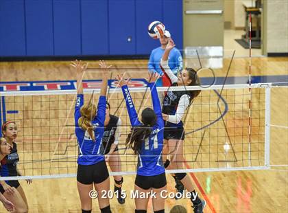 Thumbnail 2 in Robinson @ Midway photogallery.
