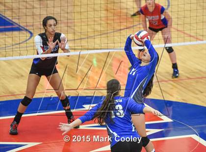 Thumbnail 3 in Robinson @ Midway photogallery.