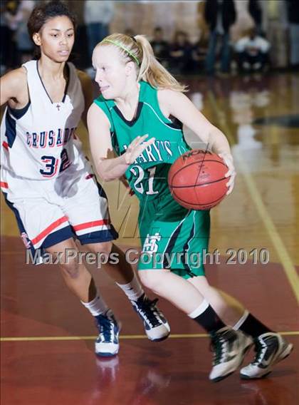 Thumbnail 2 in St. Mary's @ Modesto Christian photogallery.