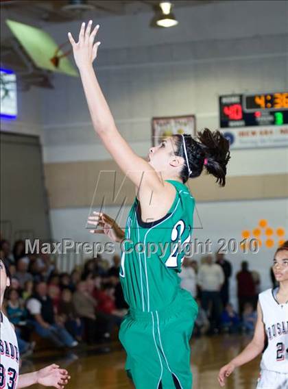 Thumbnail 2 in St. Mary's @ Modesto Christian photogallery.