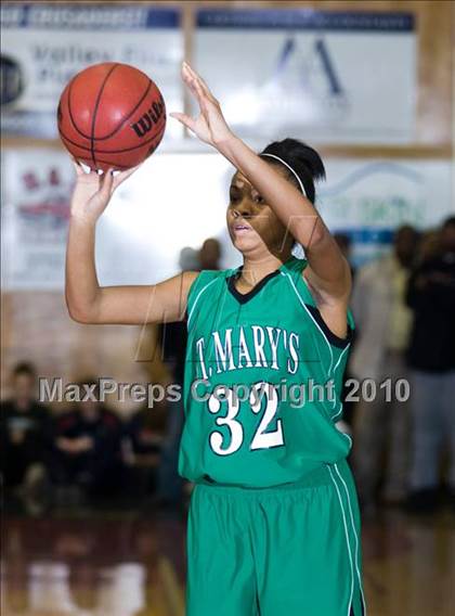Thumbnail 3 in St. Mary's @ Modesto Christian photogallery.