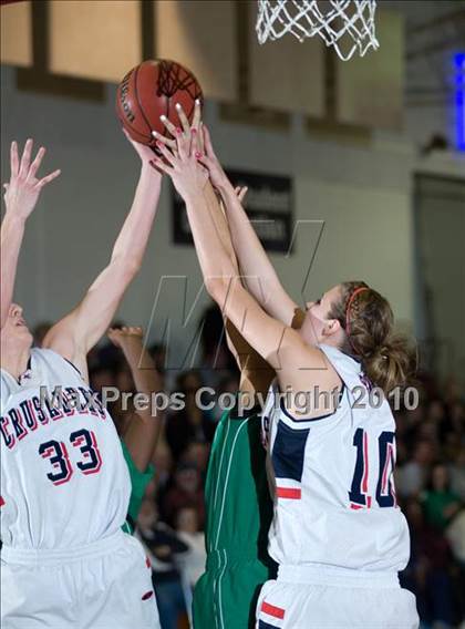 Thumbnail 1 in St. Mary's @ Modesto Christian photogallery.