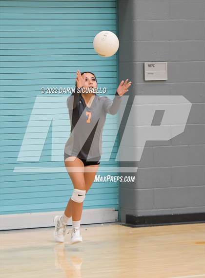 Thumbnail 1 in Antelope vs Globe (Epic Tourneys Volleyball Invite) photogallery.