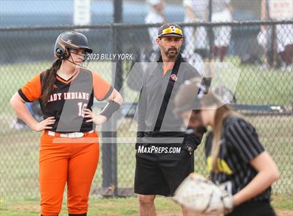 Thumbnail 1 in Grand Saline vs Winona photogallery.