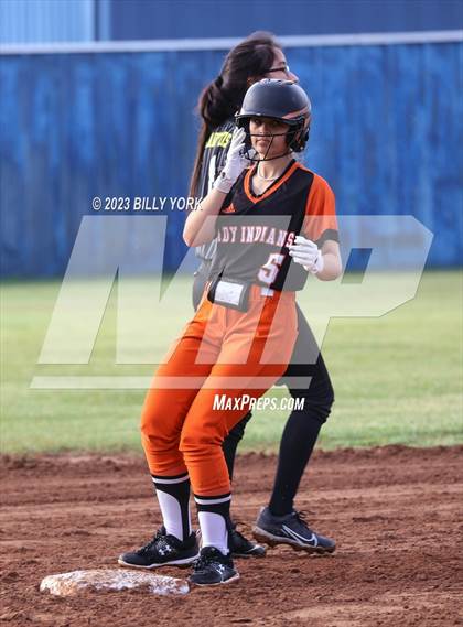 Thumbnail 1 in Grand Saline vs Winona photogallery.
