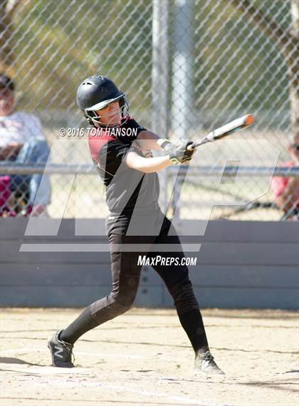 Thumbnail 1 in Mountain View vs Pondarosa (CHSAA 4A Region 6 Playoff) photogallery.