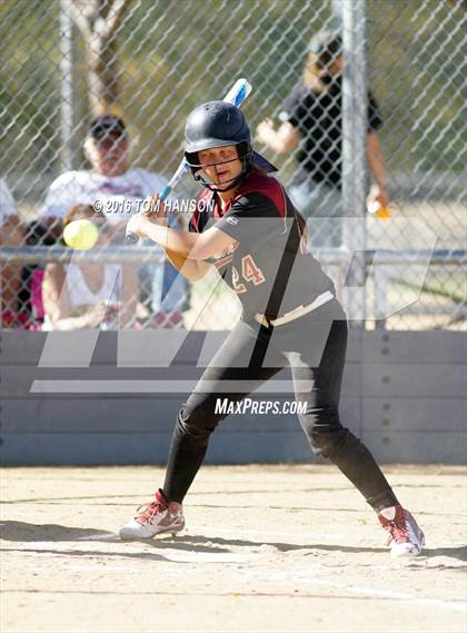 Thumbnail 2 in Mountain View vs Pondarosa (CHSAA 4A Region 6 Playoff) photogallery.