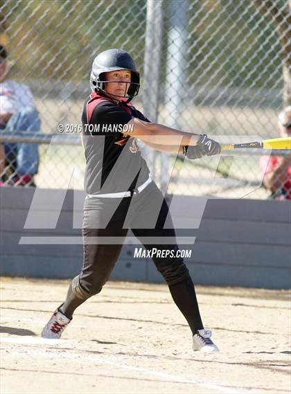 Thumbnail 1 in Mountain View vs Pondarosa (CHSAA 4A Region 6 Playoff) photogallery.