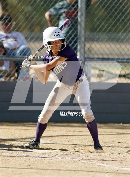 Thumbnail 1 in Mountain View vs Pondarosa (CHSAA 4A Region 6 Playoff) photogallery.