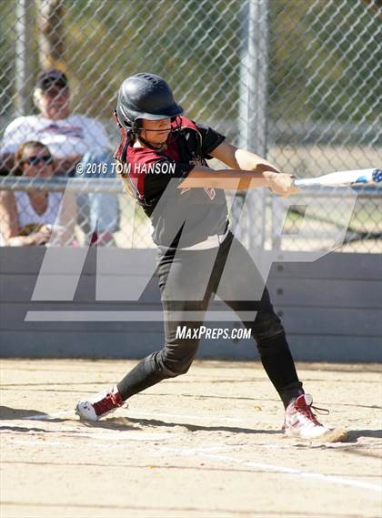 Thumbnail 1 in Mountain View vs Pondarosa (CHSAA 4A Region 6 Playoff) photogallery.