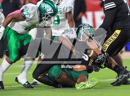 Thumbnail 3 in Dorsey vs King/Drew photogallery.