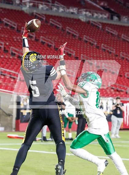 Thumbnail 2 in Dorsey vs King/Drew photogallery.