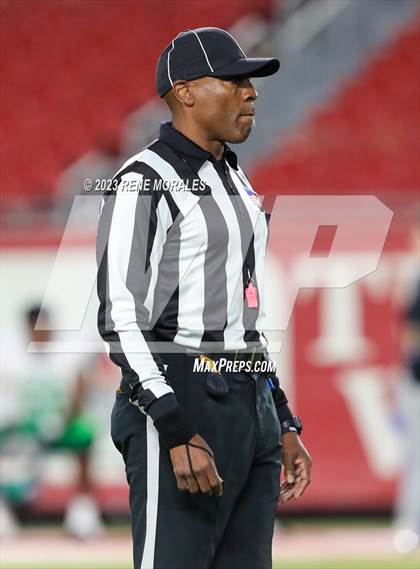 Thumbnail 3 in Dorsey vs King/Drew photogallery.