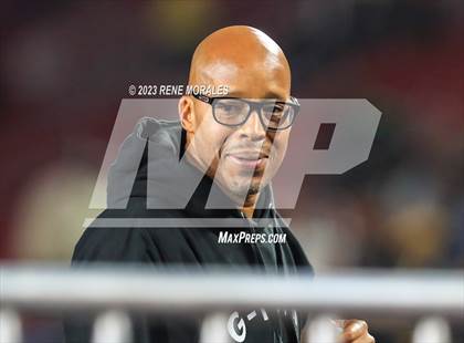 Thumbnail 3 in Dorsey vs King/Drew photogallery.