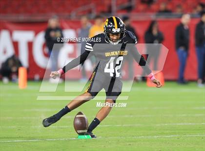 Thumbnail 3 in Dorsey vs King/Drew photogallery.