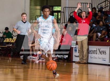 Thumbnail 1 in Grapevine Faith Christian vs. New Way Christian Academy (Fantasy of Lights) photogallery.
