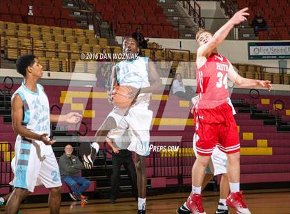 Thumbnail 3 in Grapevine Faith Christian vs. New Way Christian Academy (Fantasy of Lights) photogallery.