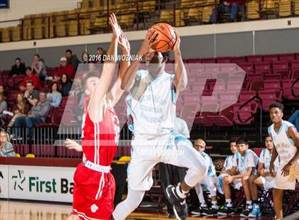 Thumbnail 3 in Grapevine Faith Christian vs. New Way Christian Academy (Fantasy of Lights) photogallery.