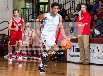 Thumbnail 2 in Grapevine Faith Christian vs. New Way Christian Academy (Fantasy of Lights) photogallery.