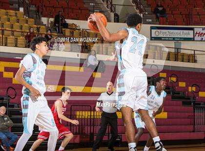 Thumbnail 1 in Grapevine Faith Christian vs. New Way Christian Academy (Fantasy of Lights) photogallery.