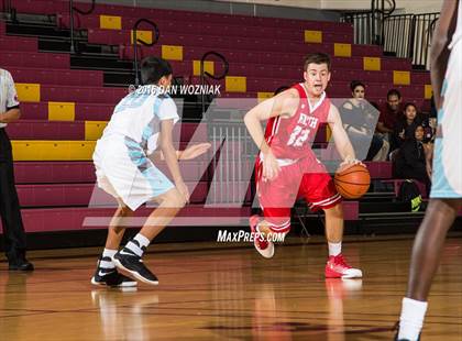 Thumbnail 2 in Grapevine Faith Christian vs. New Way Christian Academy (Fantasy of Lights) photogallery.