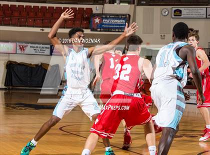 Thumbnail 3 in Grapevine Faith Christian vs. New Way Christian Academy (Fantasy of Lights) photogallery.