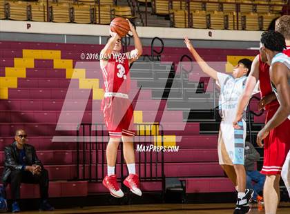 Thumbnail 2 in Grapevine Faith Christian vs. New Way Christian Academy (Fantasy of Lights) photogallery.