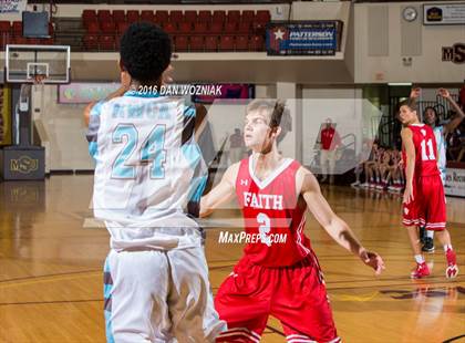 Thumbnail 2 in Grapevine Faith Christian vs. New Way Christian Academy (Fantasy of Lights) photogallery.